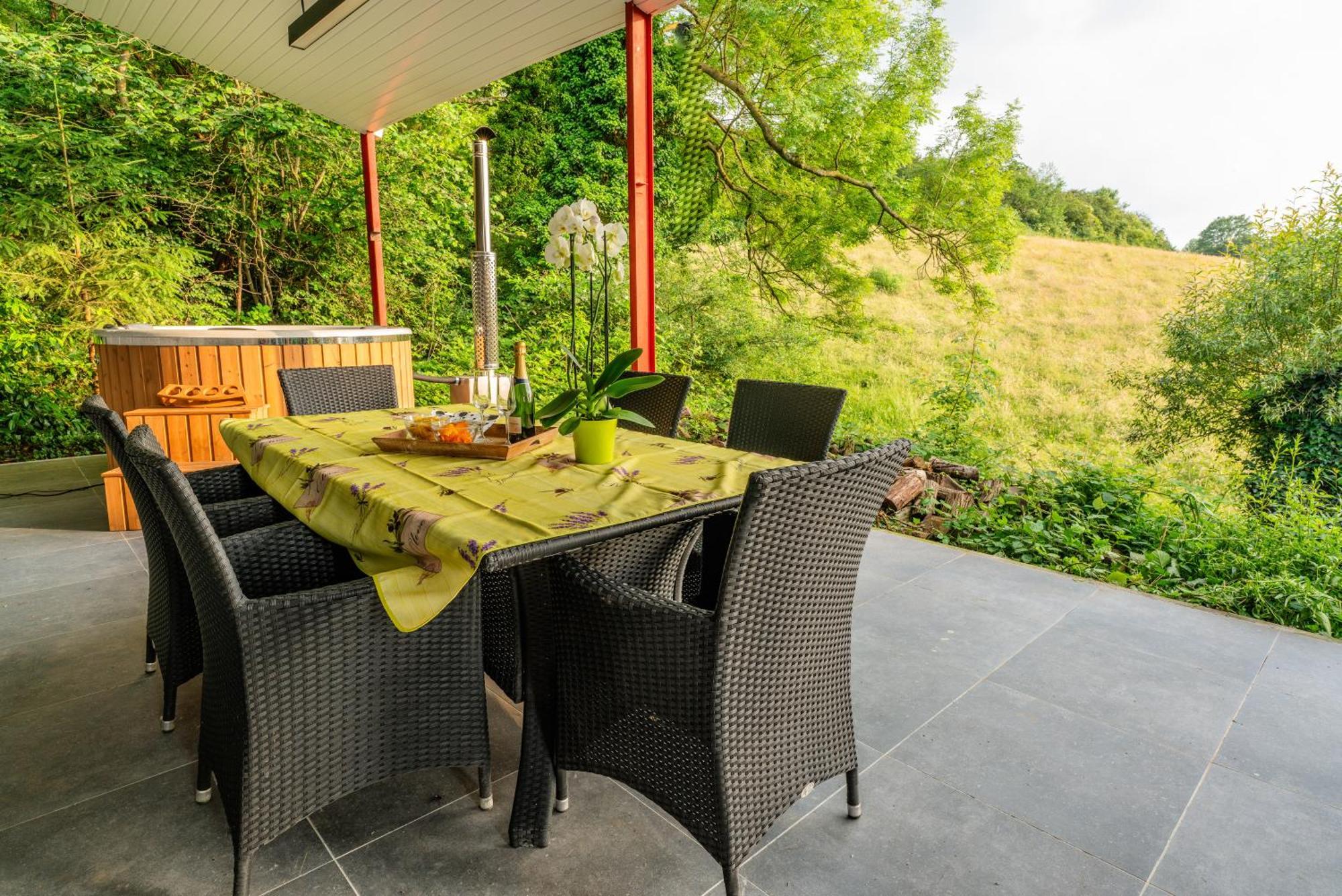 Guest House En Famille Ou En Couple A La Campagne Romsee Luaran gambar